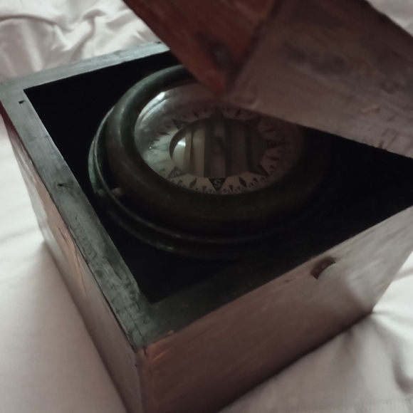 Compass - Picture 5 of 7